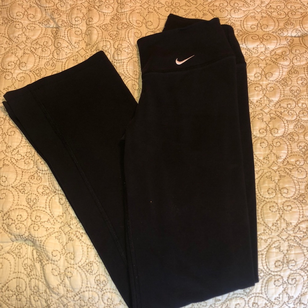 NIKE black yoga pants size XS